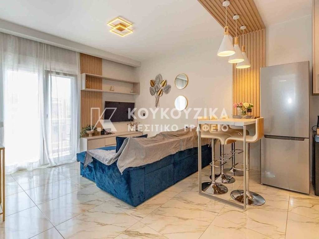 Σαλοκουζίνα