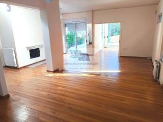 LIVING ROOM WITH FIREPLACE