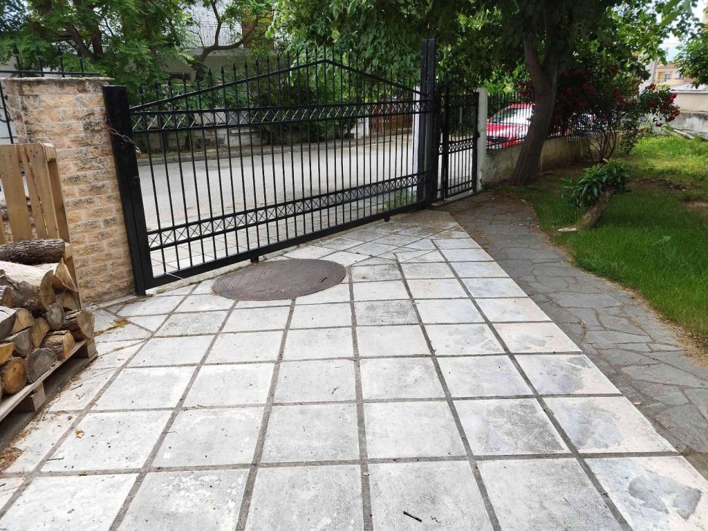 πρόσβαση για υπόγειο 1