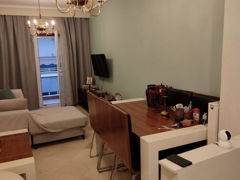 Forumland Real Estate, Σαλόνι