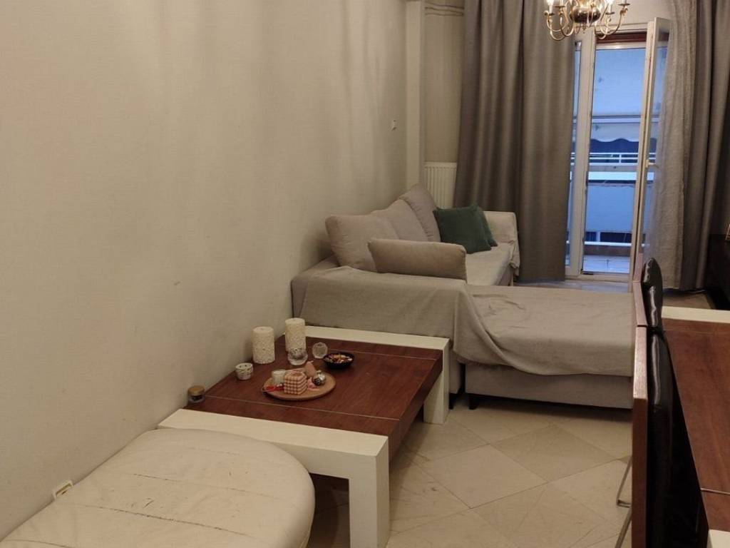 Forumland Real Estate, Σαλόνι