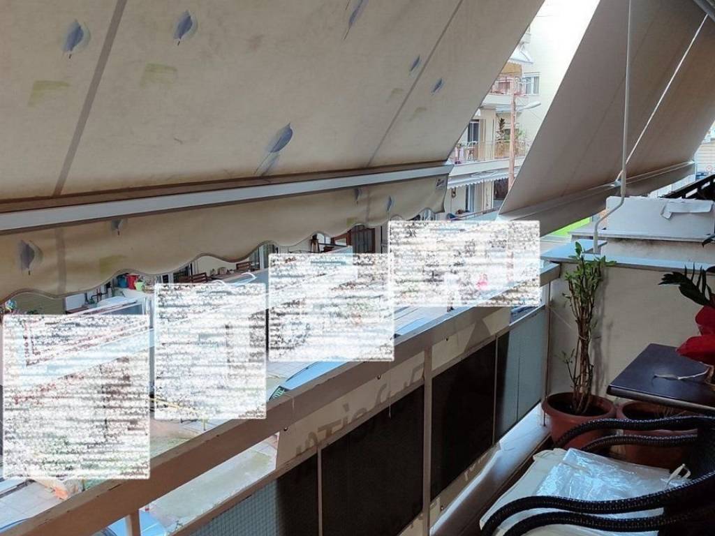 Forumland Real Estate, Μπαλκόνι