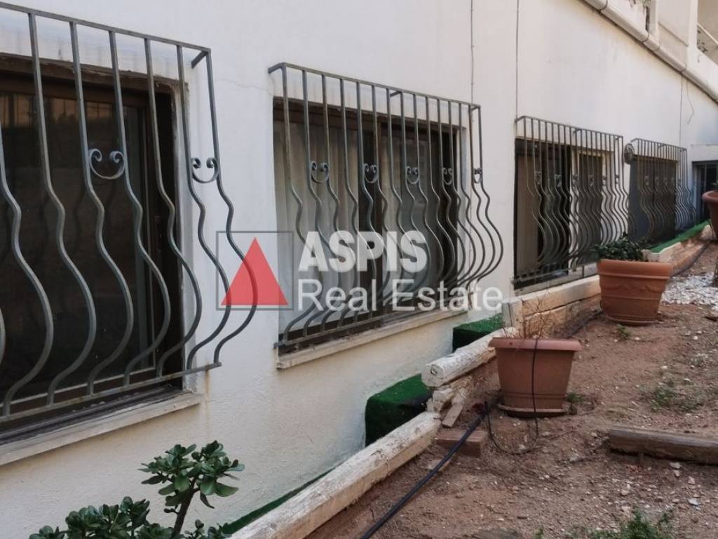 Εξωτερικοι χώροι