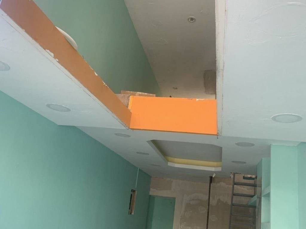 Forumland Real Estate, Κατάστημα