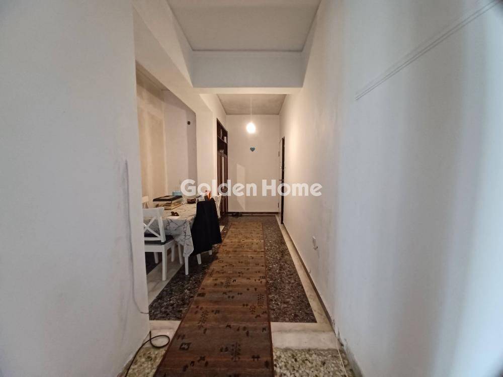 Χολ - Διάδρομος