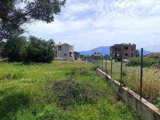 SE OMORPHE KAI ESYCHE GEITONIA