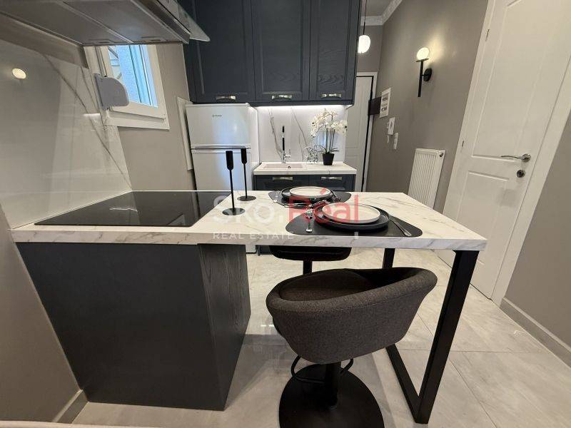 Σαλοκουζίνα