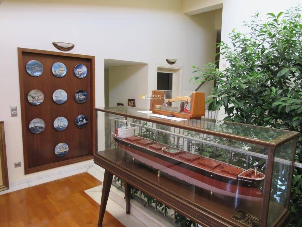 Εσωτερικοι χώροι