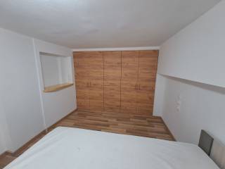 Υ/Δ ΑΠΟ ΠΑΝΩ ΜΕ ΝΤΟΥΛΑΠΑ