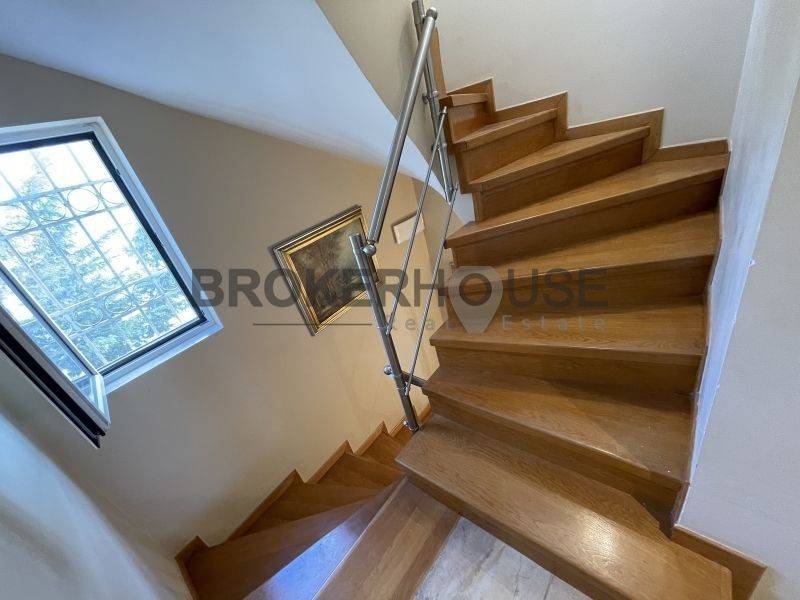 Εσωτερική σκάλα