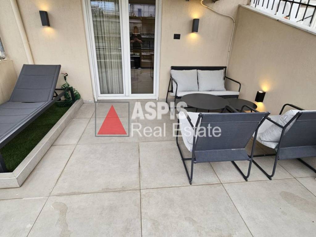 Εξωτερικοι χώροι