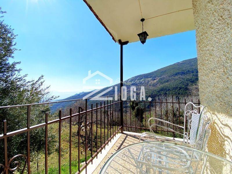 Θέα από μπαλκόνι