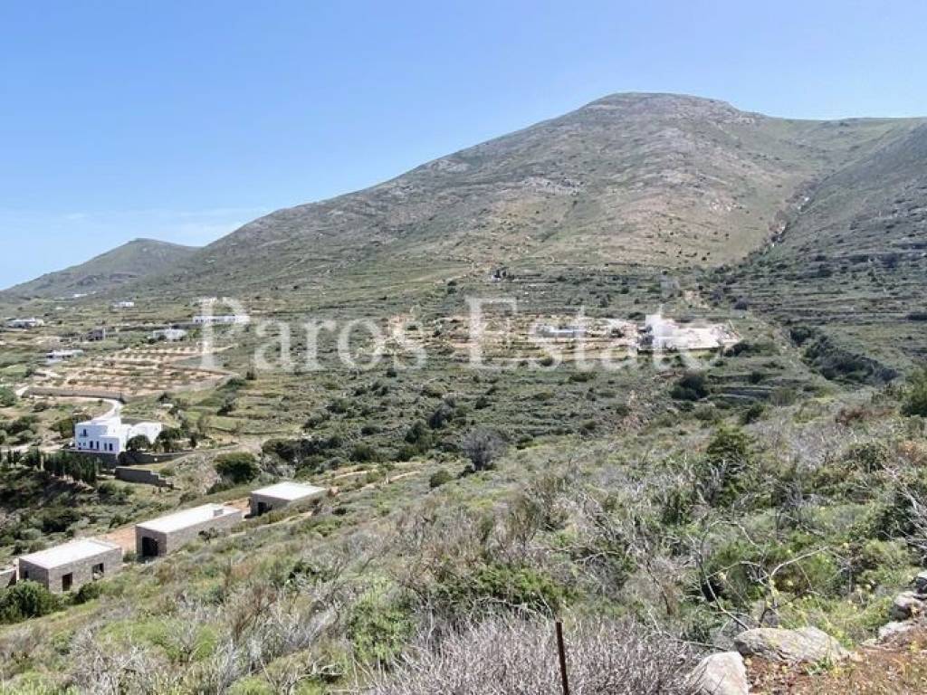 Θέα από το αγροτεμάχιο