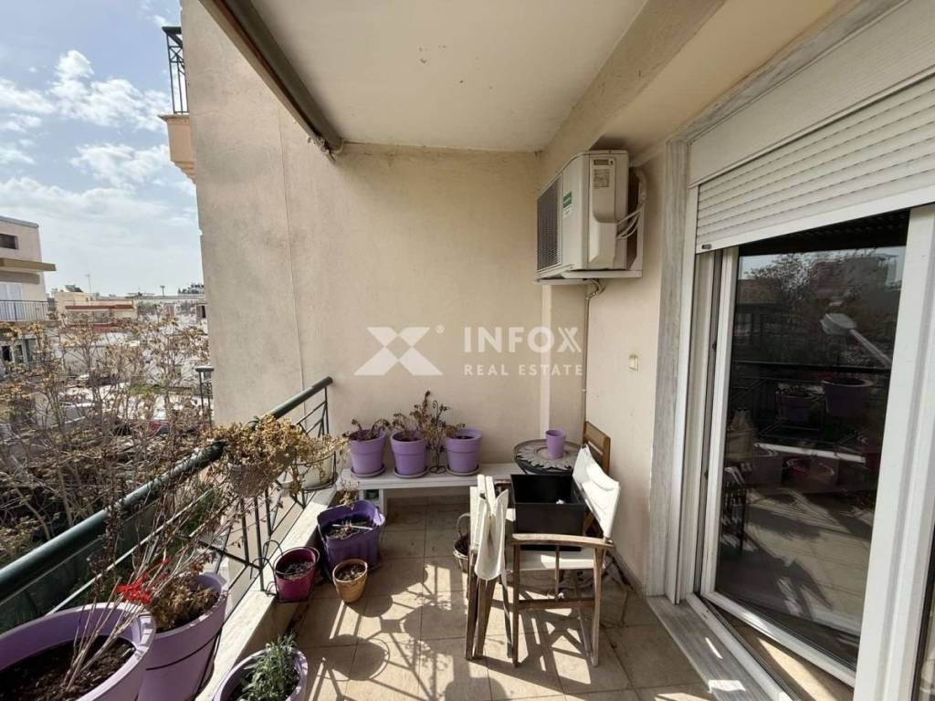 Θέα από μπαλκόνι