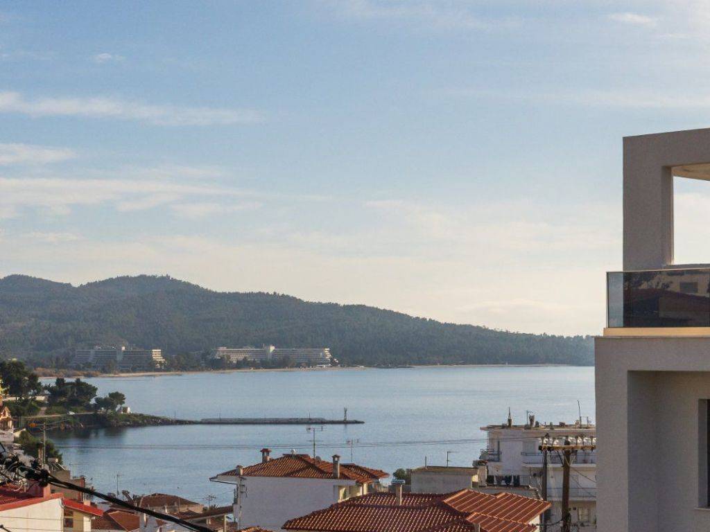 θεα μπαλκονιου