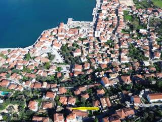 Aerial view and location of house with sea view for sale