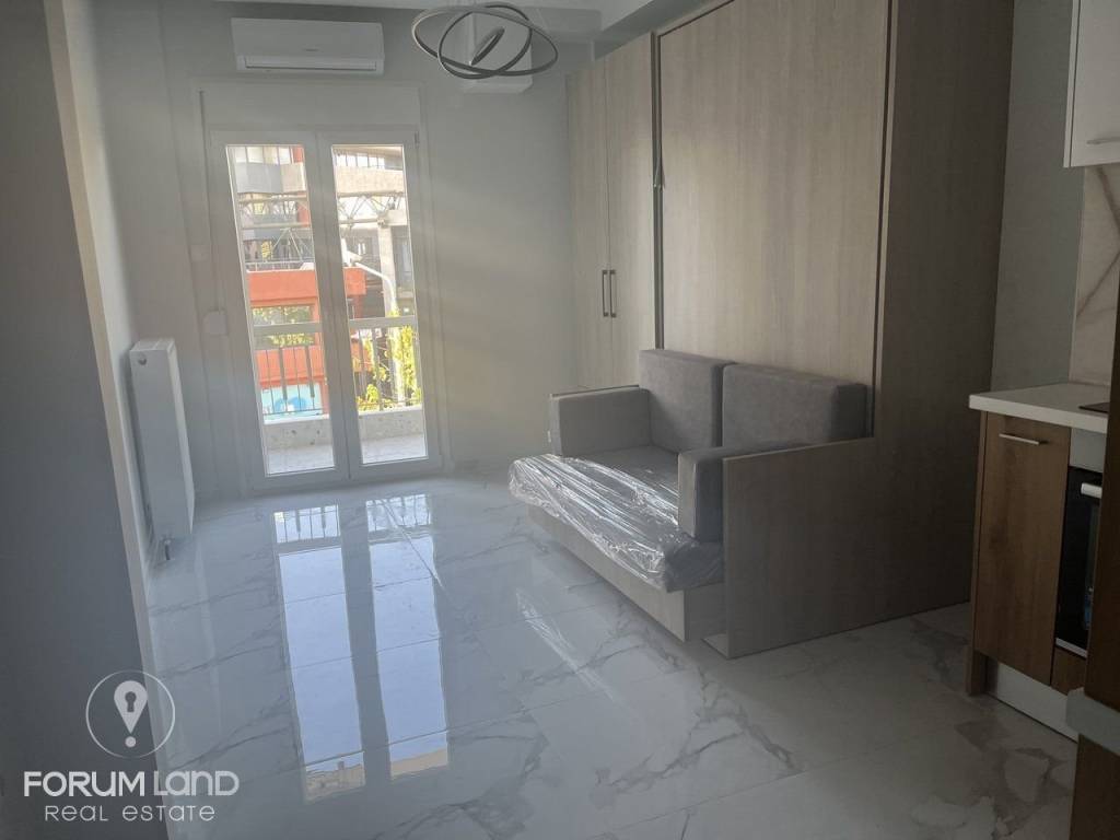 Forumland Real Estate, Βεράντες