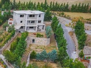 Βίλα | 580τ.μ. | 1100000 €