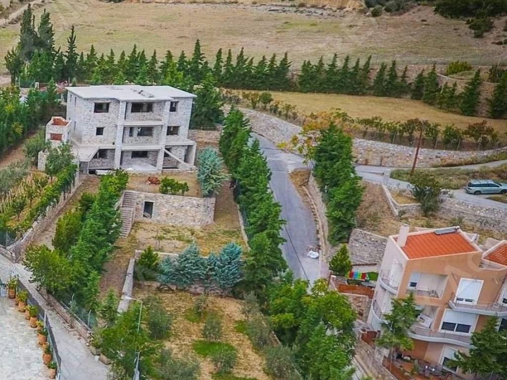 Βίλα | 580τ.μ. | 1100000 €