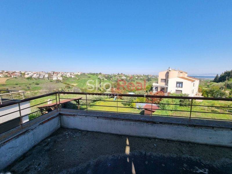 Θέα από μπαλκόνι