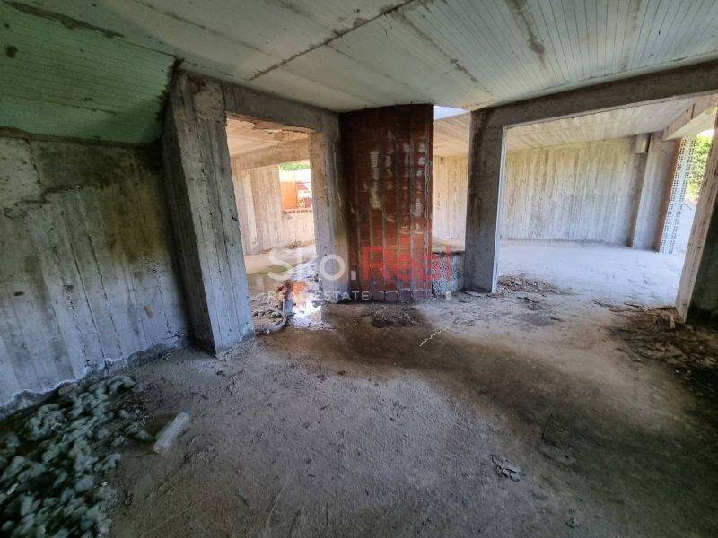 Σαλοκουζίνα