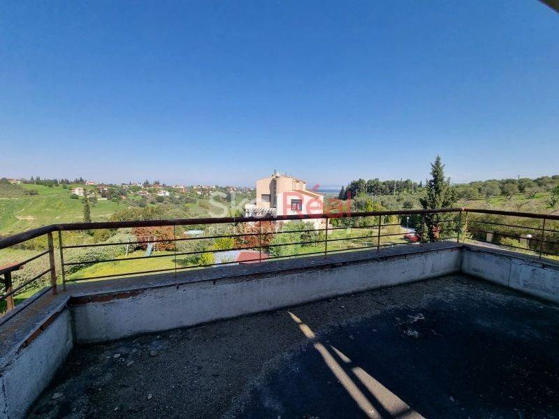 Θέα από μπαλκόνι