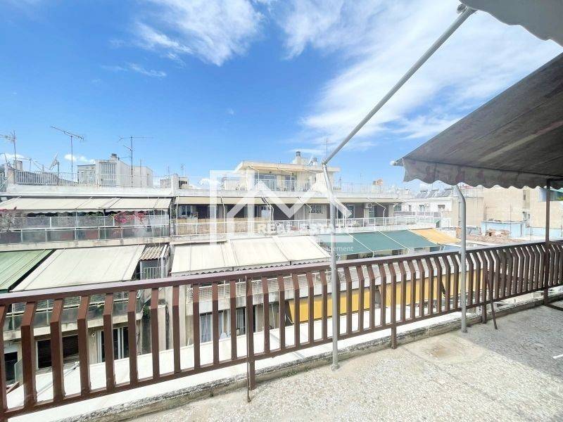 Θέα από μπαλκόνι