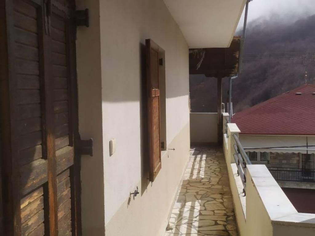 Διαμέρισμα προς πώληση στον Άγιο Δημήτριο Πέτρας