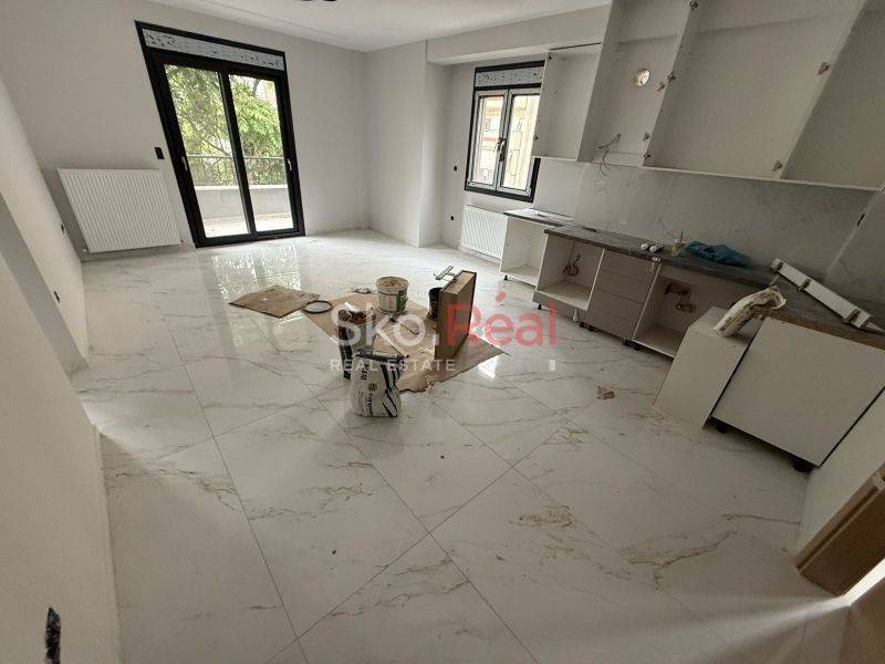 Σαλοκουζίνα