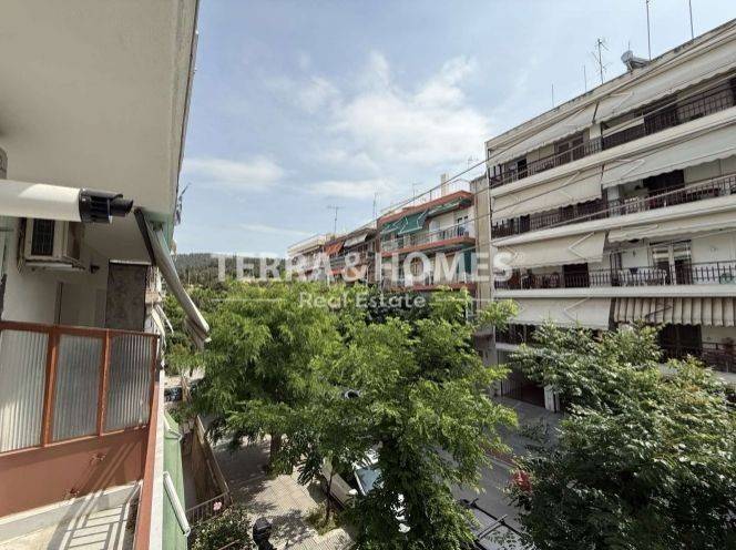 Θέα από μπαλκόνι