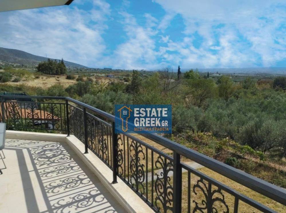 ★ Οικόπεδο 1.000 τ.μ. ★ 4 υπνοδωμάτια ★ Ηλιακός θερμοσίφωνας ★