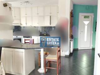 ★ Οικόπεδο 1.000 τ.μ. ★ 4 υπνοδωμάτια ★ Ηλιακός θερμοσίφωνας ★