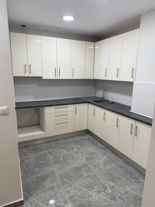 2ο διαμέρισμα 1ου ορόφου