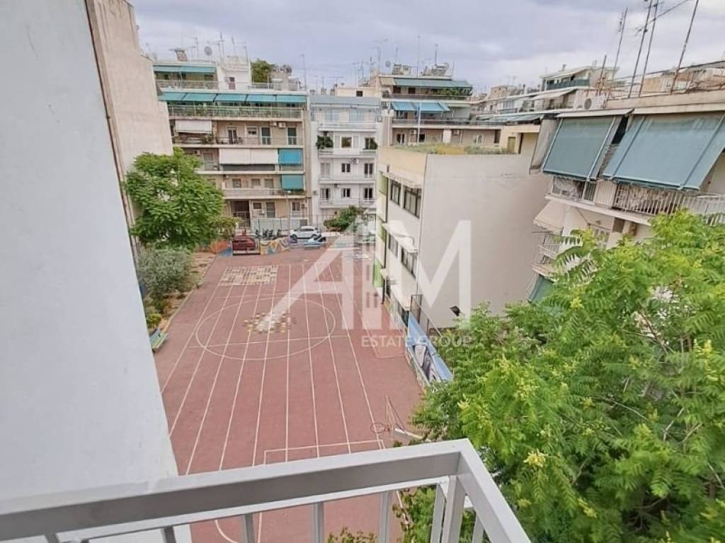 Θέα από μπαλκόνι