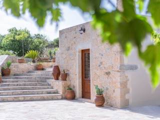 Skales pros ton kepo