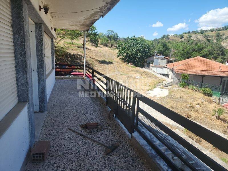 Θέα από μπαλκόνι