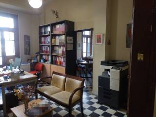 Saloni kai trapezaria