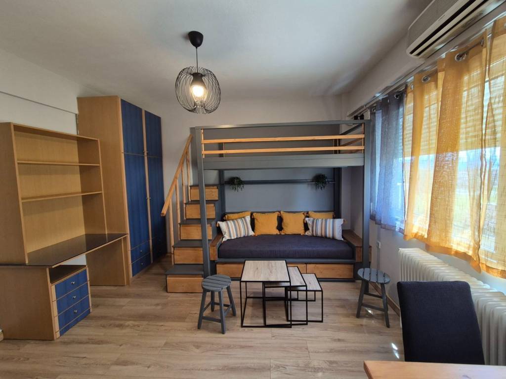 ΣΑΛΟΝΙ - ΥΠΝΟΔΩΜΑΤΙΟ