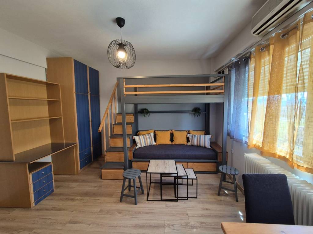 ΣΑΛΟΝΙ - ΥΠΝΟΔΩΜΑΤΙΟ