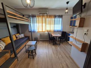 ΣΑΛΟΝΙ - ΥΠΝΟΔΩΜΑΤΙΟ