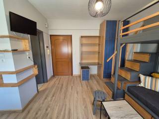 ΣΑΛΟΝΙ - ΥΠΝΟΔΩΜΑΤΙΟ