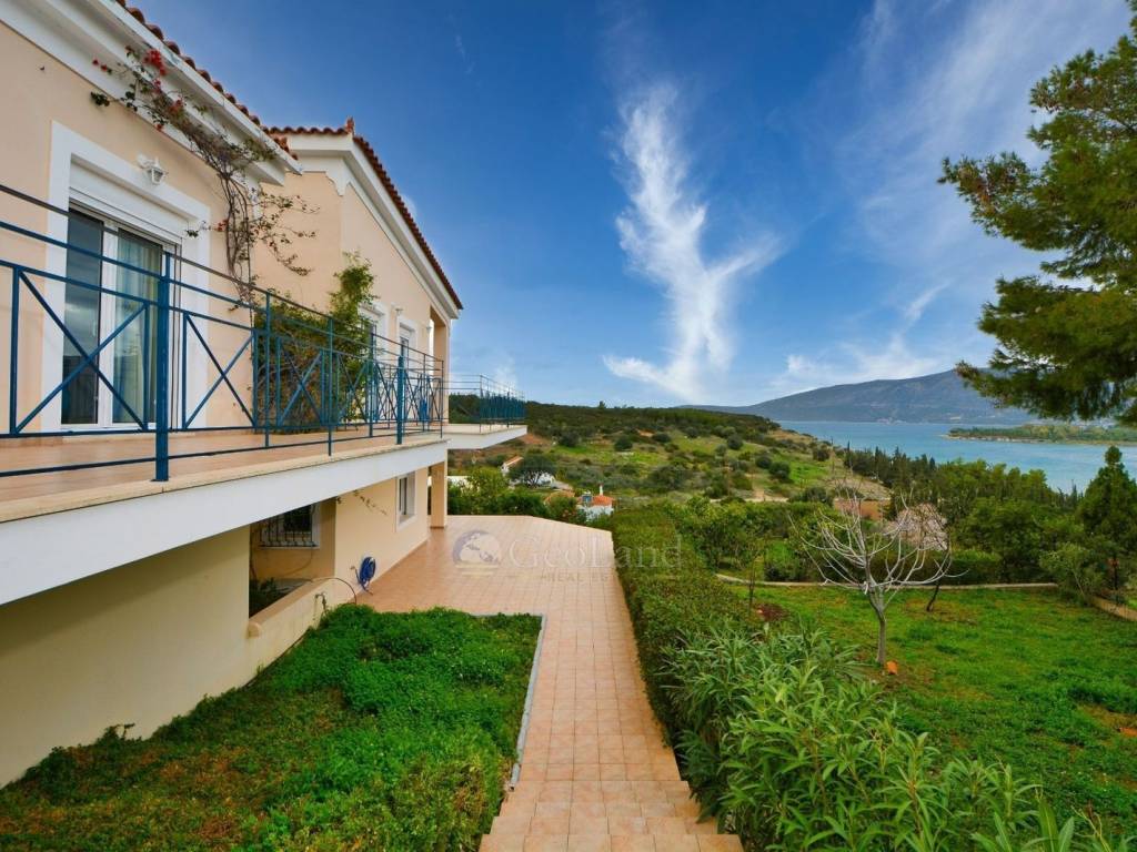 Θέα από μπαλκόνι