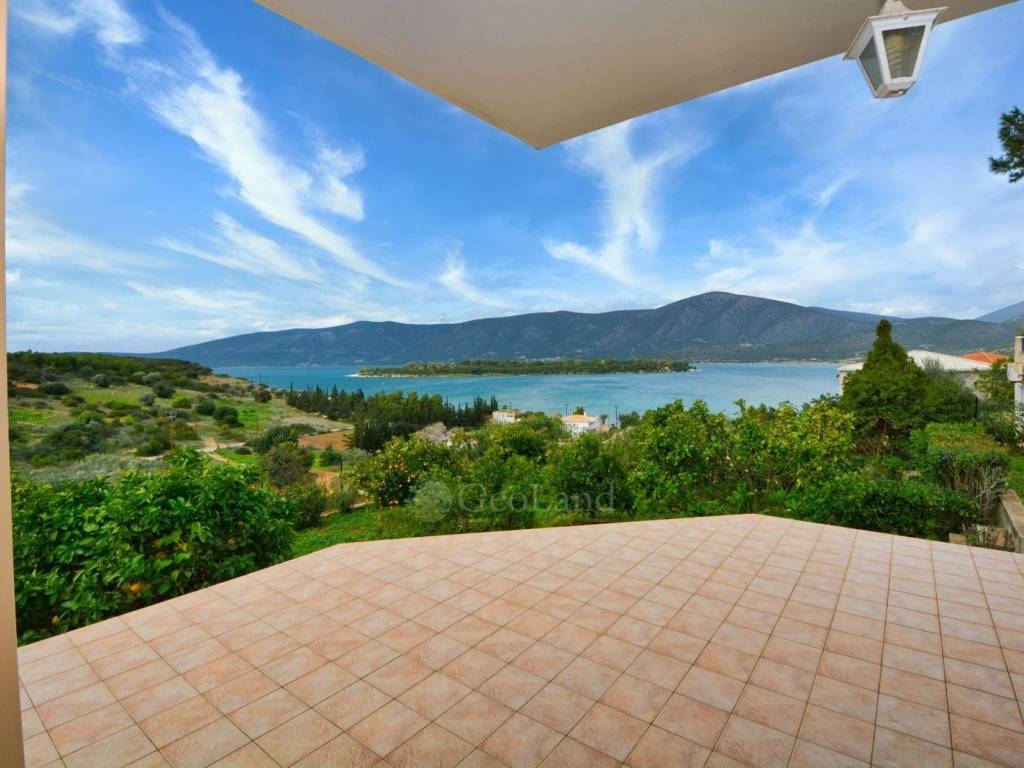 Θέα από μπαλκόνι