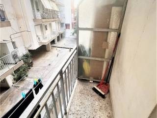 ΠΙΣΩ ΜΠΑΛΚΟΝΙ