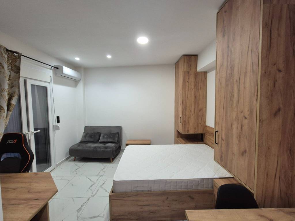 ΣΑΛΟΝΙ - ΥΠΝΟΔΩΜΑΤΙΟ