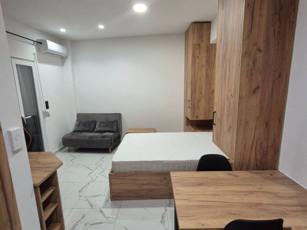 ΣΑΛΟΝΙ - ΥΠΝΟΔΩΜΑΤΙΟ