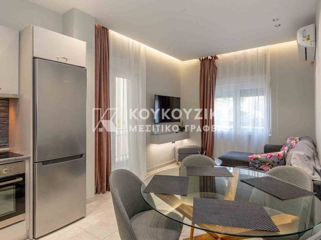 Σαλοκουζίνα