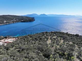 Η φανταστική θέα από το αγροτεμάχιο