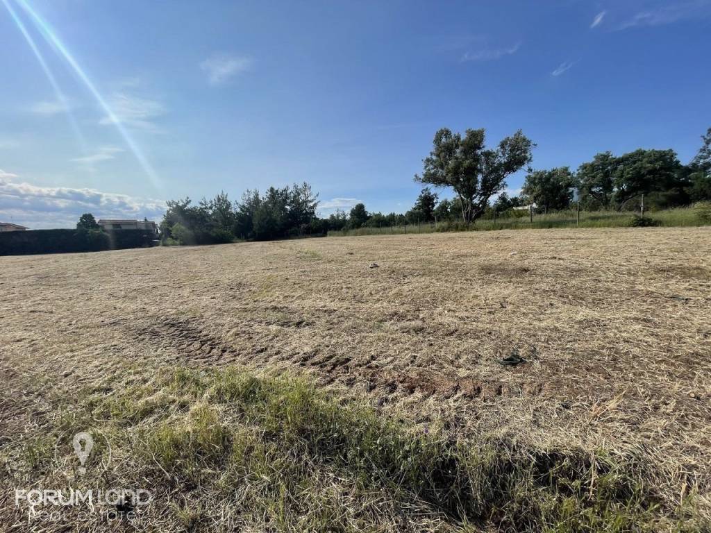 Forumland Real Estate, Αγροτεμάχιο 4.087τμ