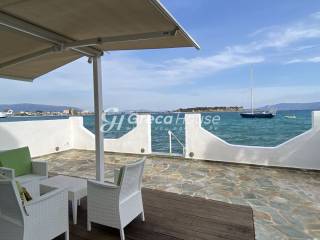 Παραθαλλάσιο ξενοδοχείο προς πώληση στην Έυβοια